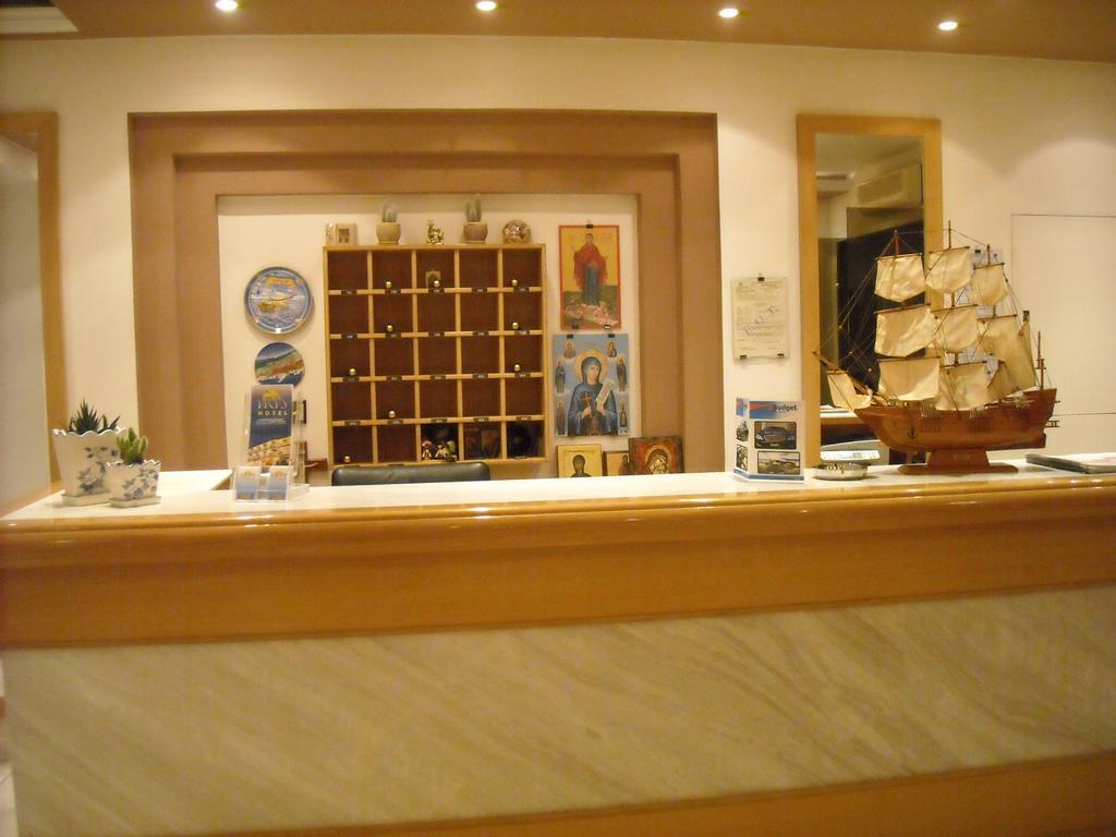 Iris Hotel Nea Kallikrateia Экстерьер фото