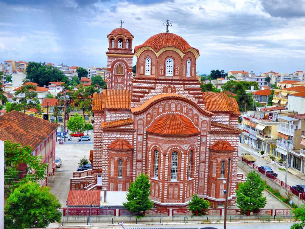 Iris Hotel Nea Kallikrateia Экстерьер фото