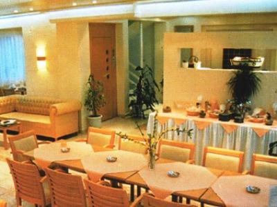 Iris Hotel Nea Kallikrateia Экстерьер фото